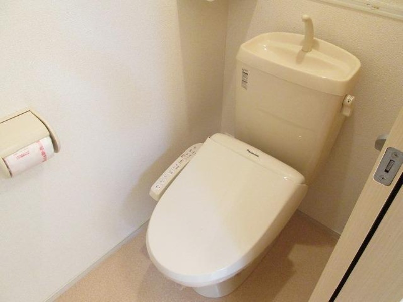 トイレ　図面と現状に相違がある場合には現状を優先