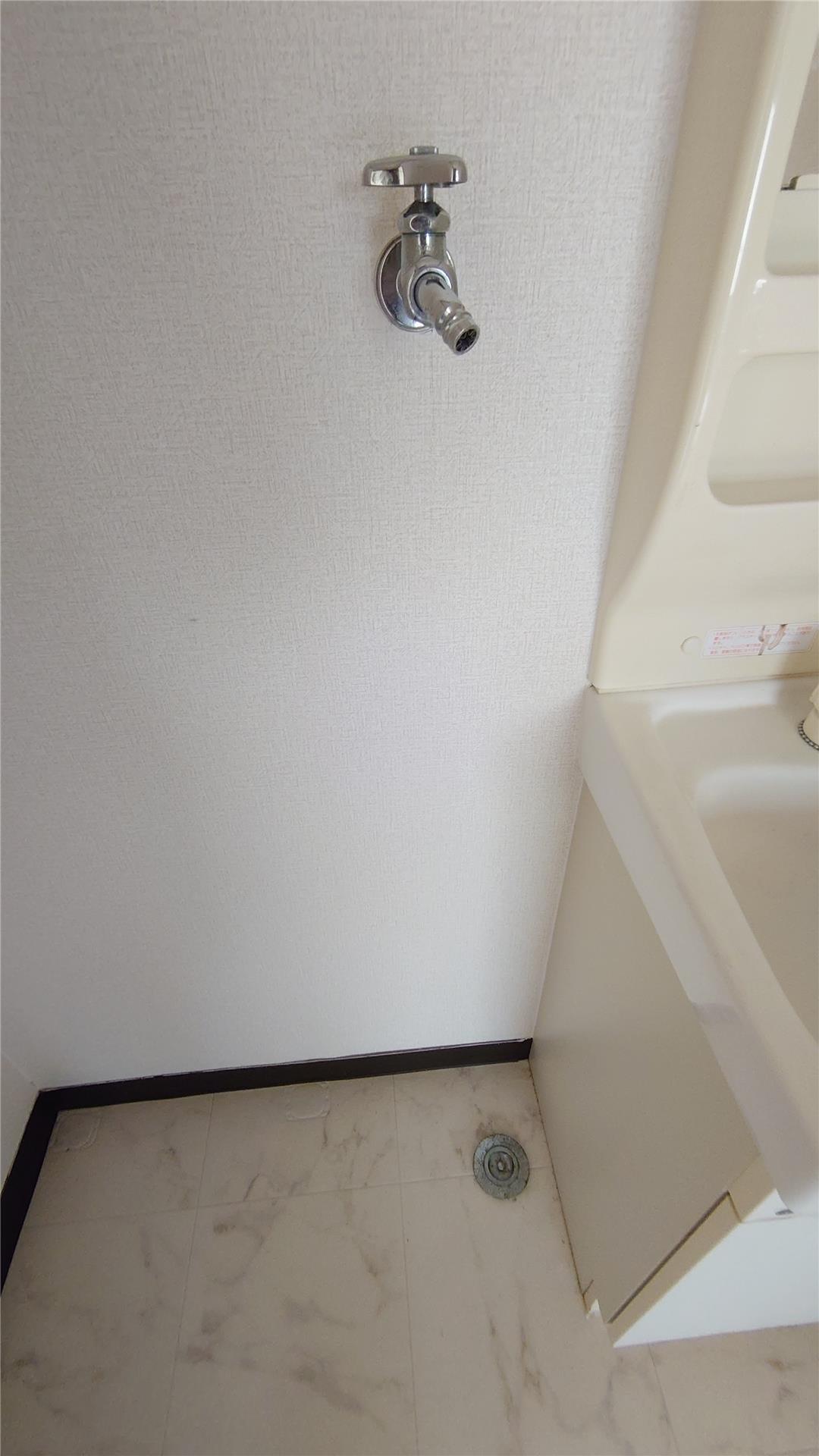 その他設備　室内洗濯機置き場も完備されています♪