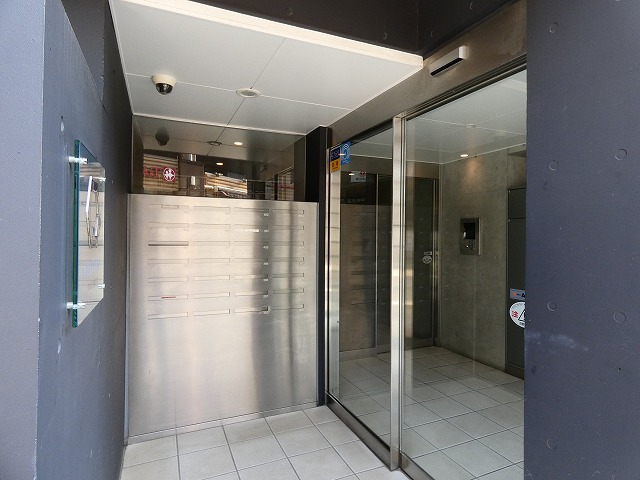 エントランス　エントランス