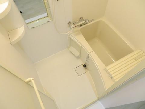 バス・シャワールーム　バス