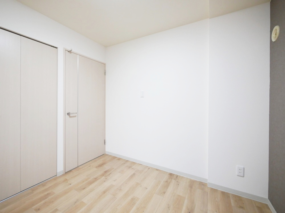 その他部屋・スペース　壁面が多く家具の配置がしやすいです♪