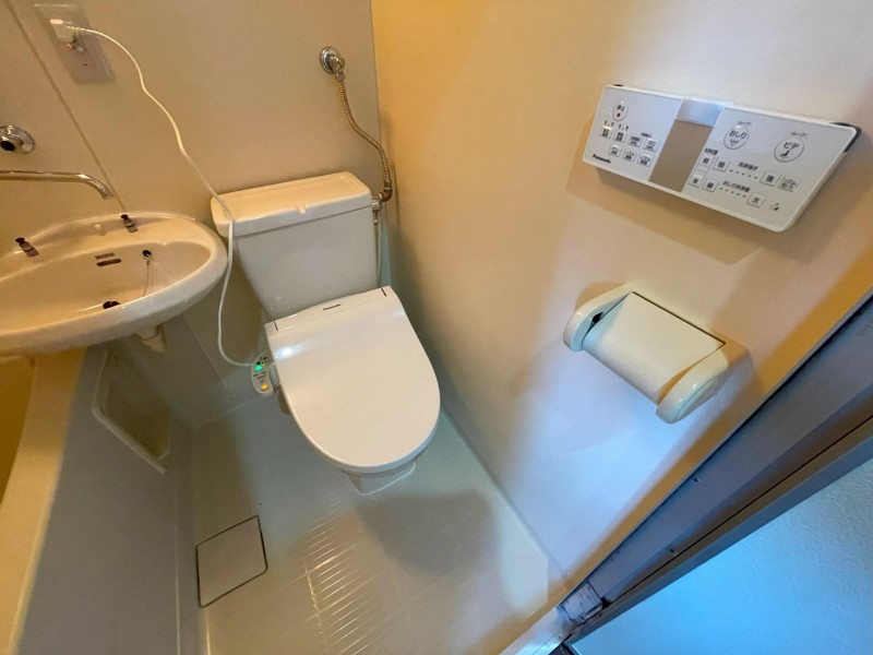 トイレ　トイレ