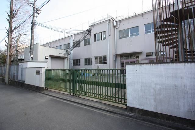 中学校　名古屋市立汐路中学校（中学校）まで760m