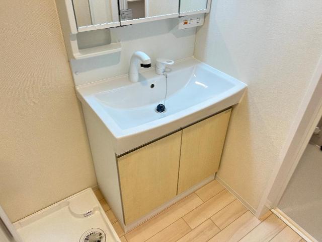 洗面設備　洗髪洗面化粧台（イメージ）