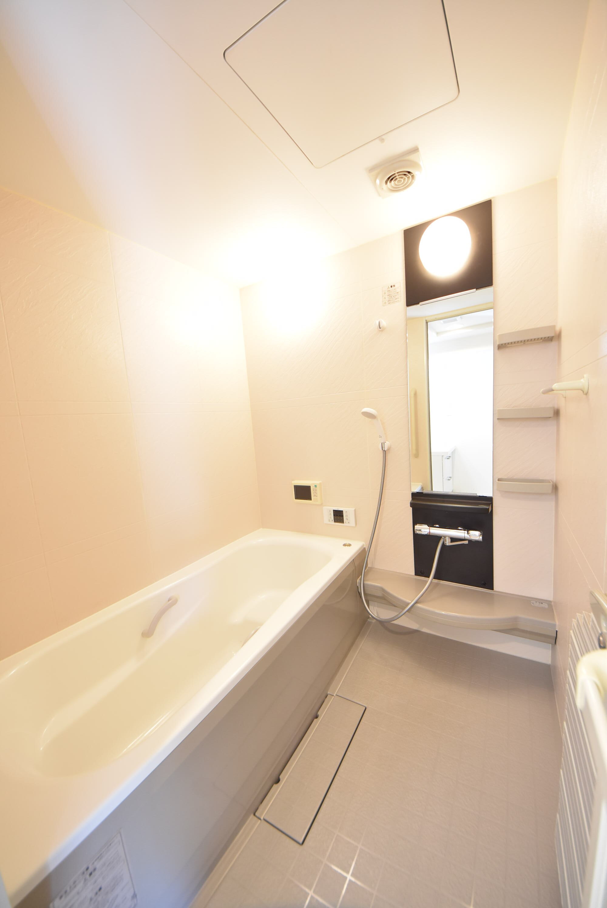 バス・シャワールーム