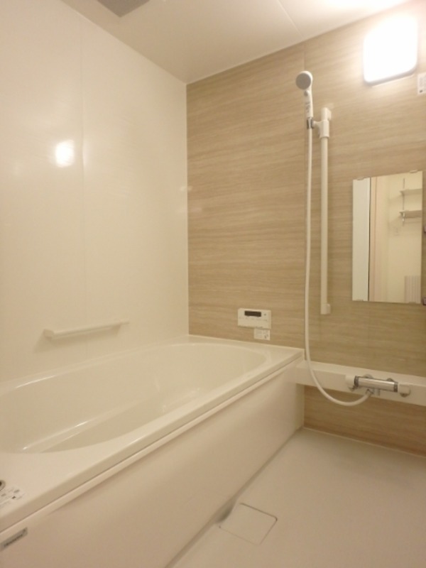 バス・シャワールーム　図面と現状に相違がある場合には現状を優先