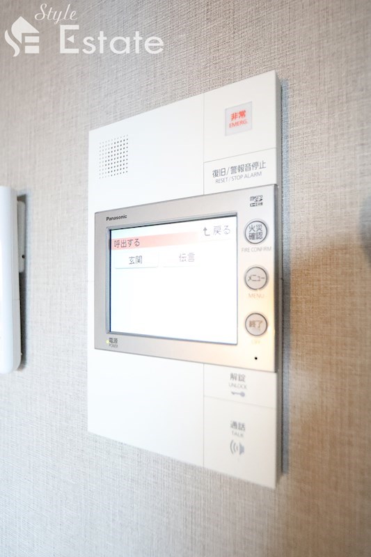 セキュリティ　モニター付きインターホン