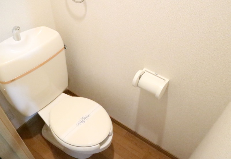 トイレ　別号室