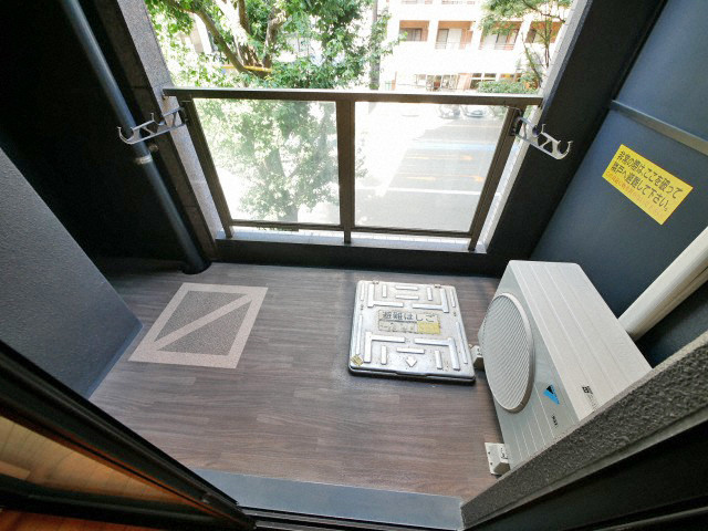 バルコニー　バルコニー