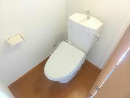 トイレ　※設備・仕様は現況と異なる場合があります。