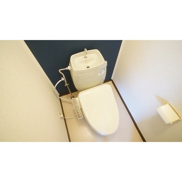 トイレ　シャワー付きトイレ（同仕様タイプ）