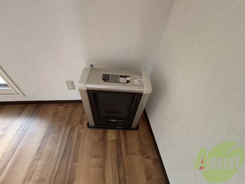 その他設備　灯油暖房です。札幌の寒い冬もこれで大丈夫！