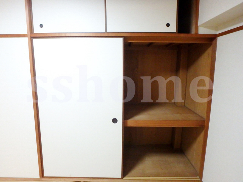 収納　奥行きもある押し入れ☆