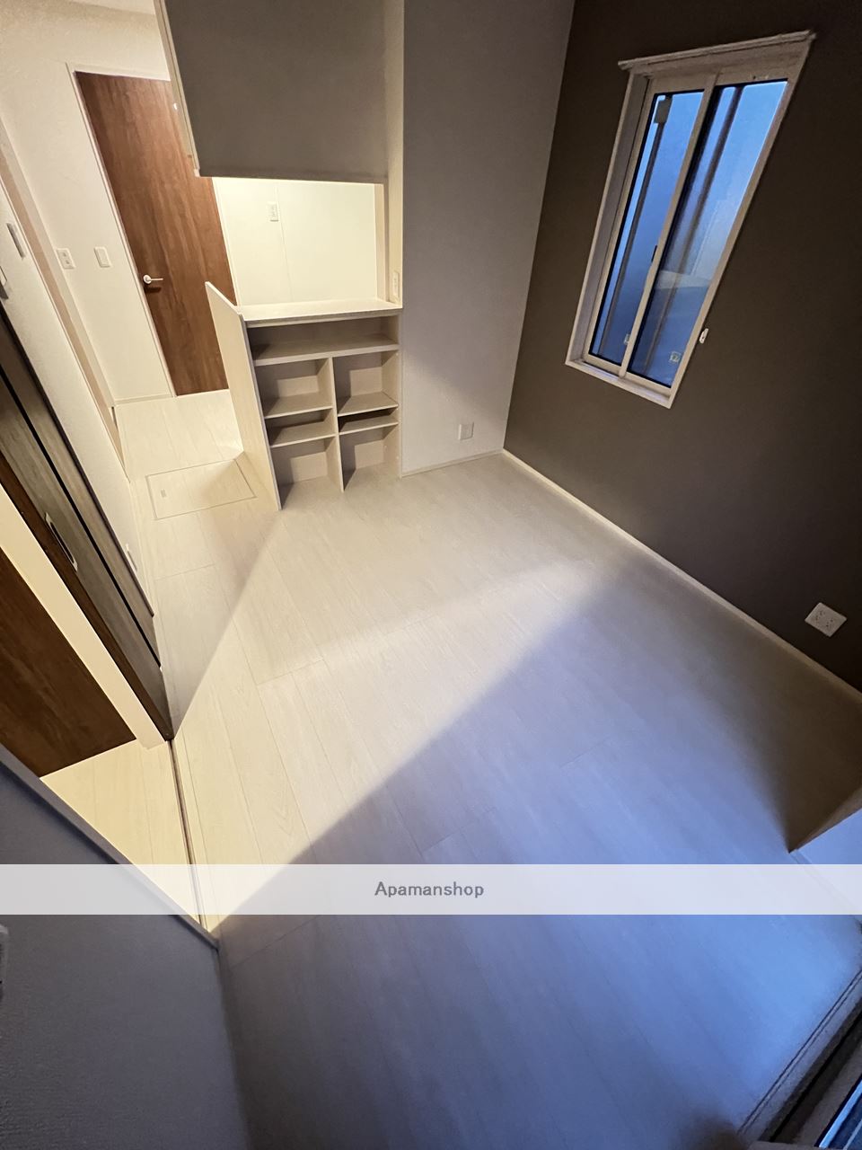 居室・リビング　※同物件、別部屋になります。