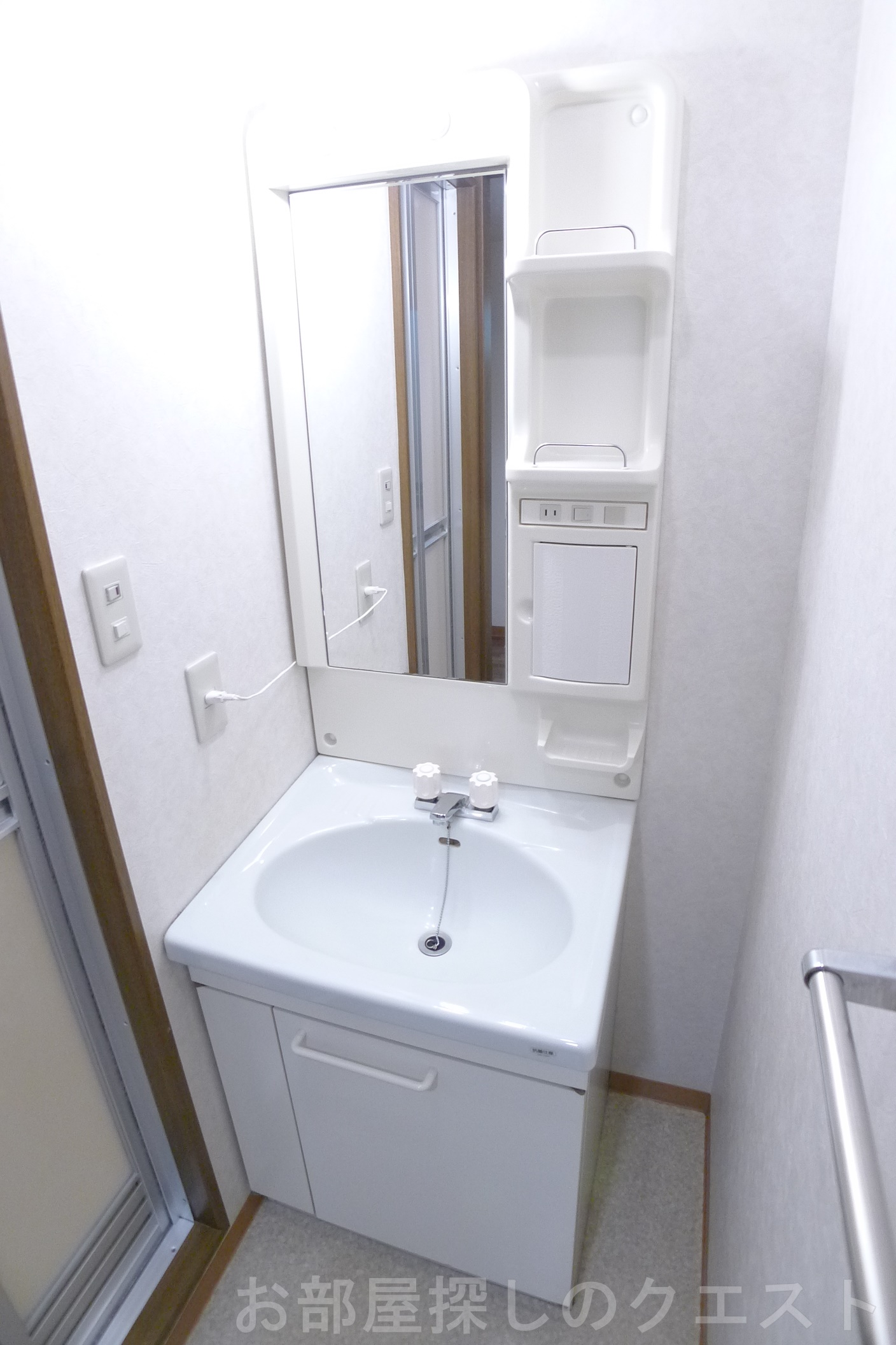 洗面設備　（写真は同物件イメージです。）