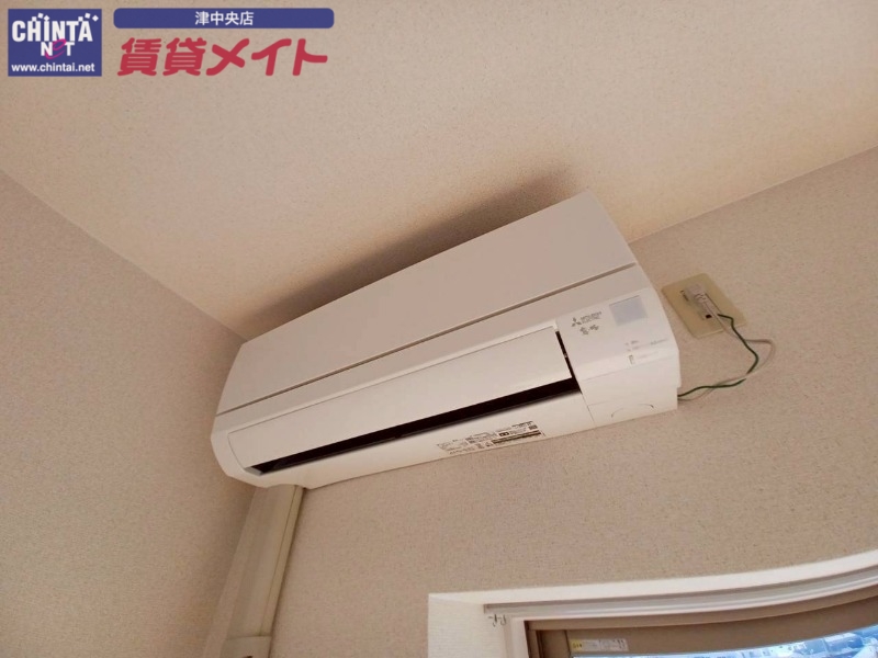 その他設備　同じ物件、別部屋の写真です