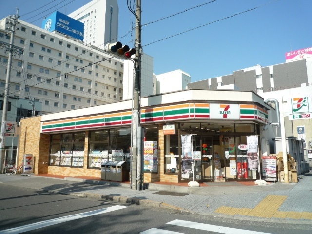 コンビニ　セブンイレブン名古屋栄１丁目店（コンビニ）まで298m