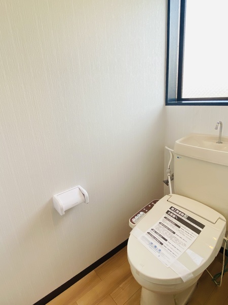 トイレ　洗浄便座