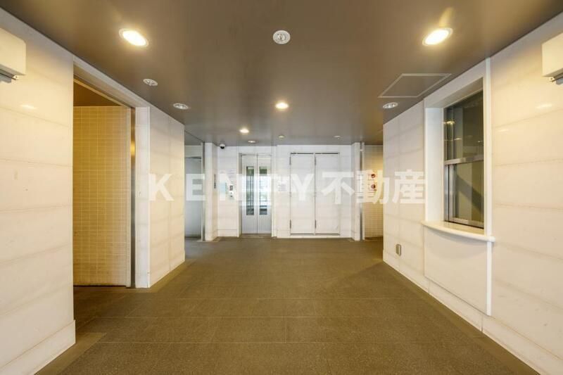 ロビー　落ち着いたロビーです