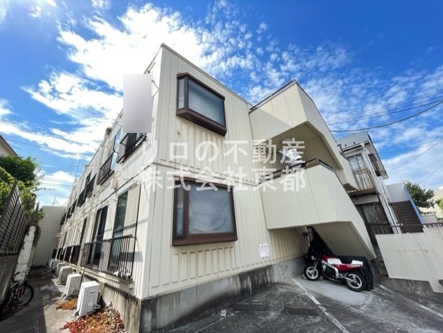 建物外観　２４時間管理なので入居中のトラブルも安心です☆