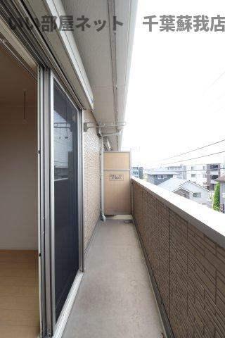 バルコニー　落ち着いた時間を過ごせるバルコニーです