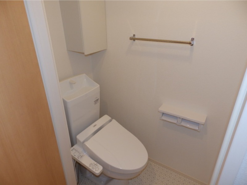 トイレ　図面と現状に相違がある場合には現状を優先