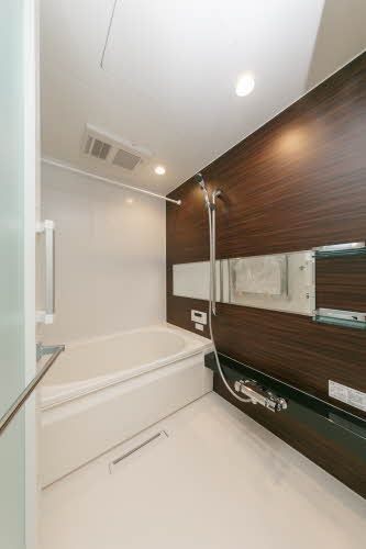 バス・シャワールーム　浴室