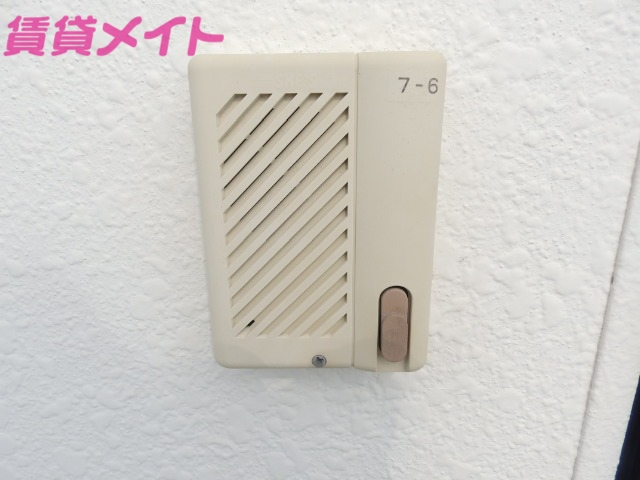 セキュリティ　同型参考写真