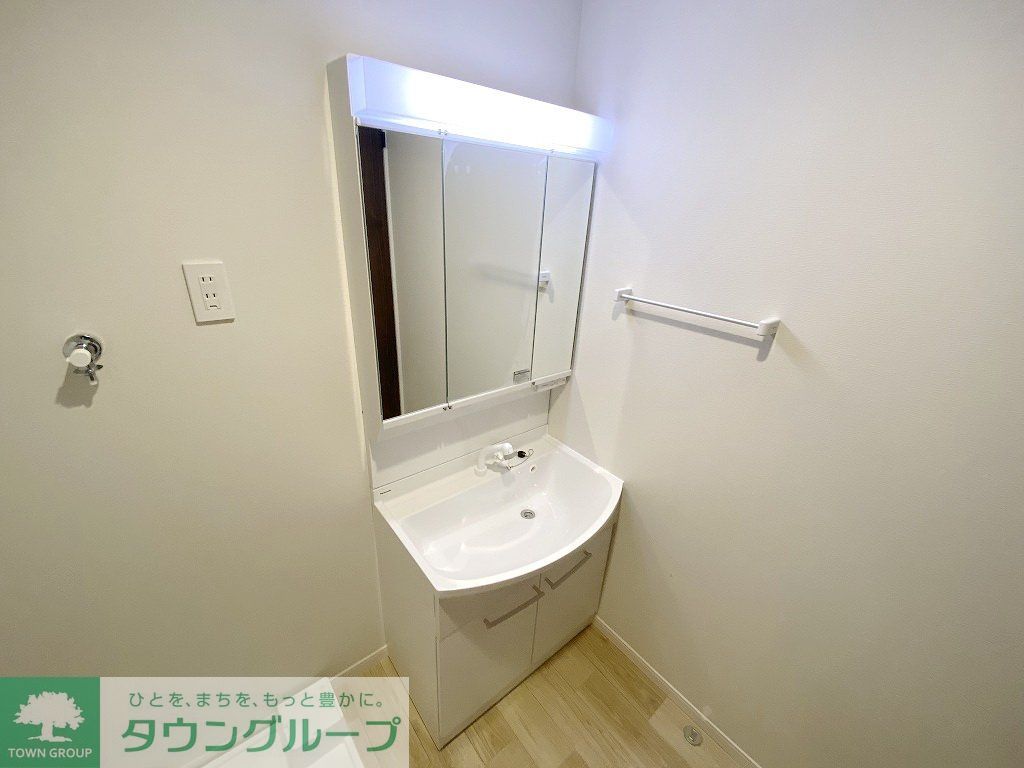 洗面設備　お部屋探しは株式会社　タウンハウジング　までお気軽にお問合…
