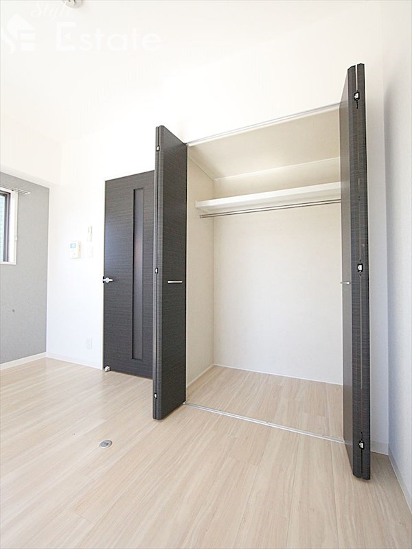 収納　クローゼット