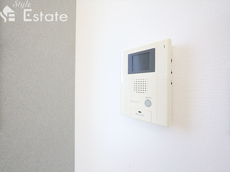 セキュリティ　モニター付きインターホン
