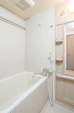 バス・シャワールーム　★浴室乾燥機付きバスルーム★