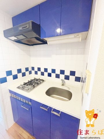 キッチン　コンパクトなキッチンで掃除もラクラク