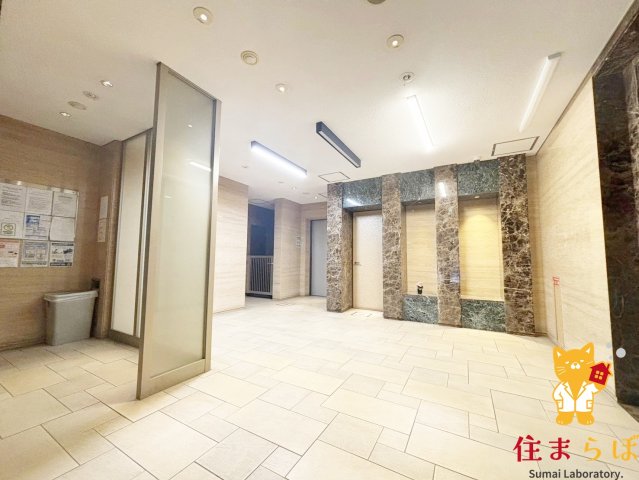 ロビー　建物の内部です