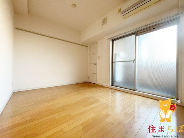 その他部屋・スペース　開放的な寝室です