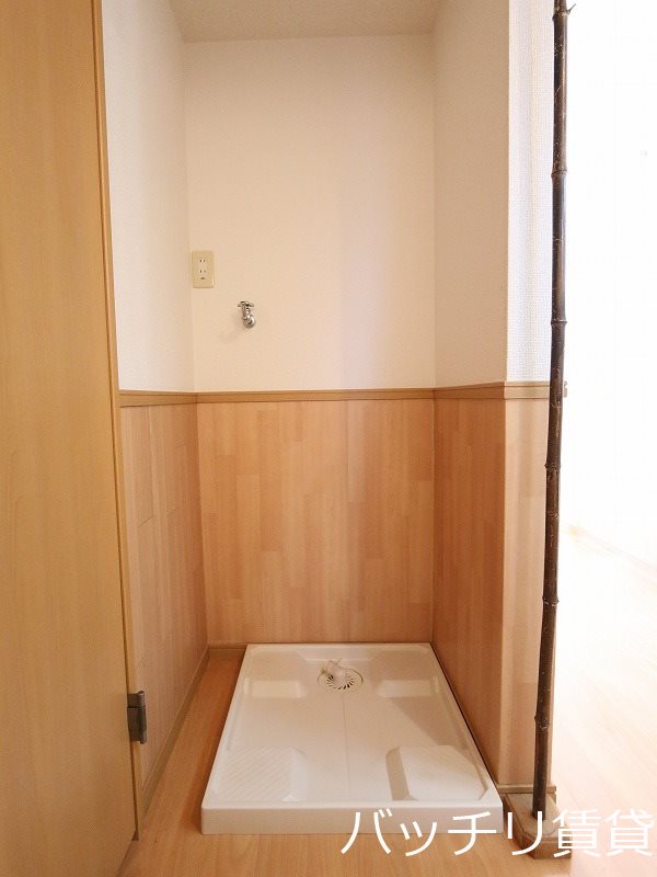 洗面設備　別号室タイプの為、現状を優先いたします