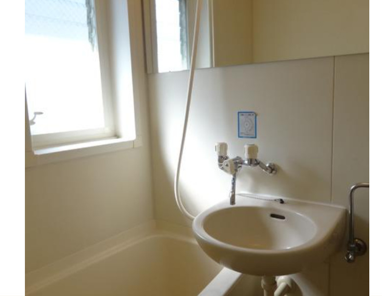 バス・シャワールーム　別部屋参考写真