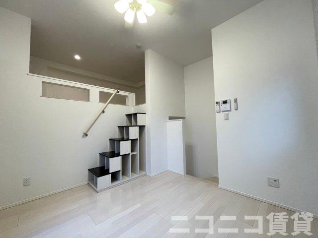 居室・リビング　別号室の参考写真です