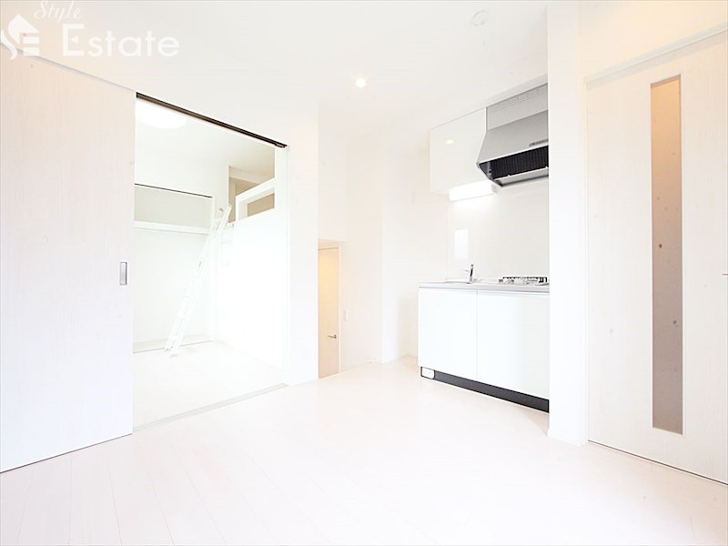 居室・リビング　内装