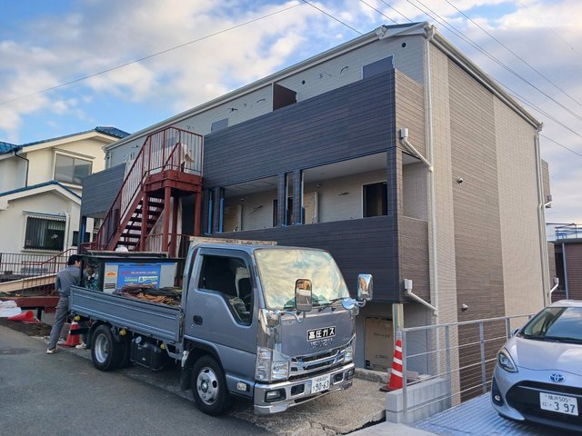 駐車場　建築中