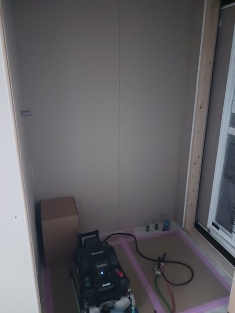 洗面設備　建築中