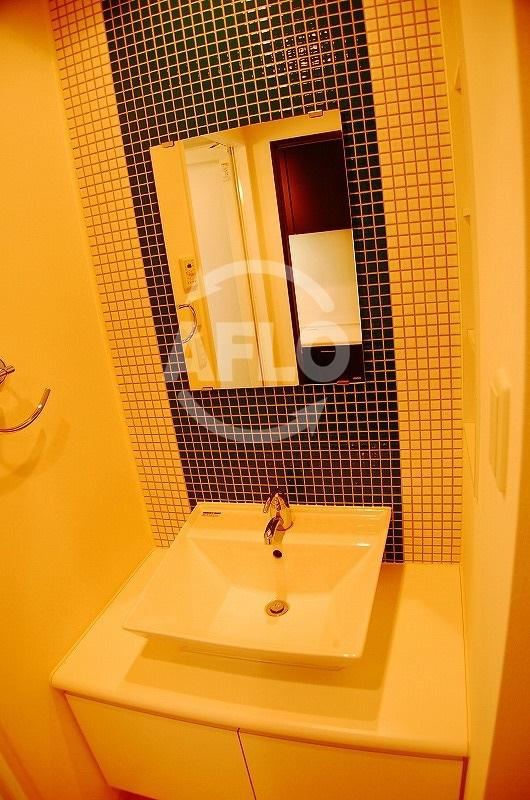 洗面設備　プロシード北堀江　おしゃれな独立洗面台