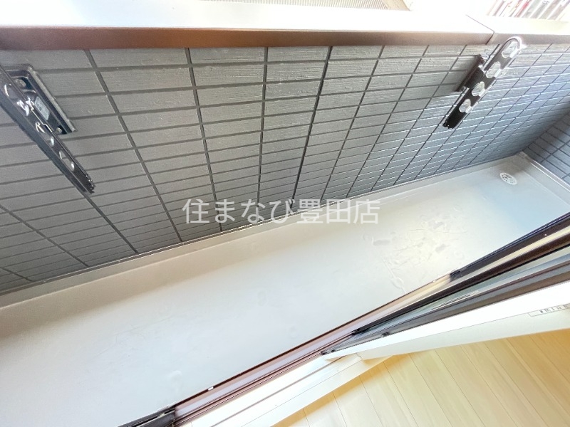 バルコニー　別部屋反転写真