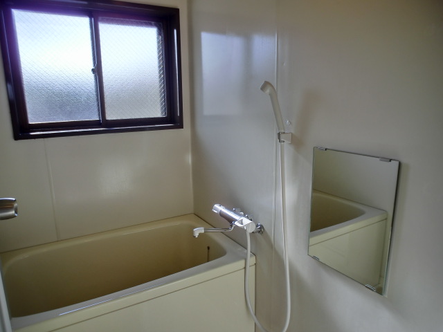 バス・シャワールーム　※２０１号の写真です。現状優先します。