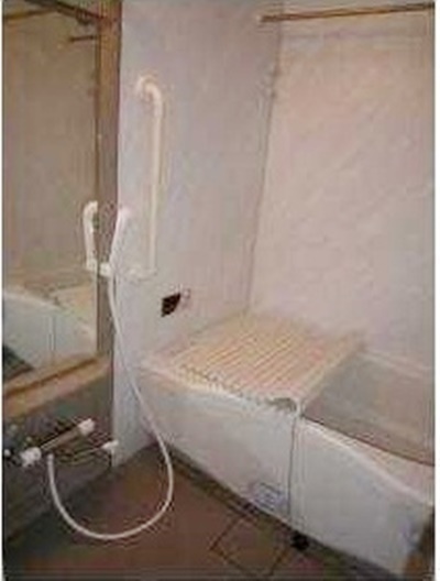 バス・シャワールーム　【WIC付きでたっぷり収納♪】