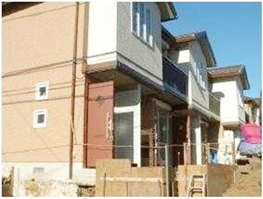 建物外観　【WIC付きでたっぷり収納♪】