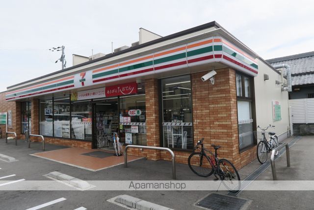 コンビニ　セブン－イレブン和泉伯太町店（コンビニ）まで607m
