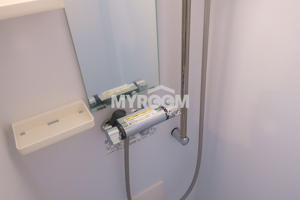 バス・シャワールーム　シャワールーム・トイレ別（同一仕様写真）