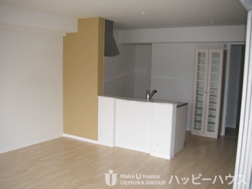 居室・リビング　※別部屋のため、参考画像です。