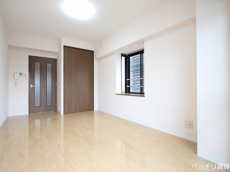 居室・リビング　同型タイプの為、現状を優先いたします。